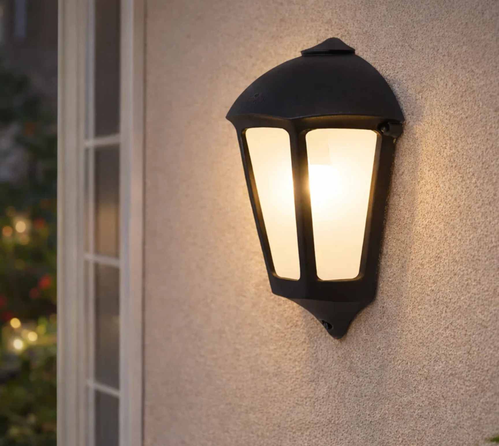 VINTAGE BLACK FLUSH MOUNTED OUTDOOR WALL LANTERN