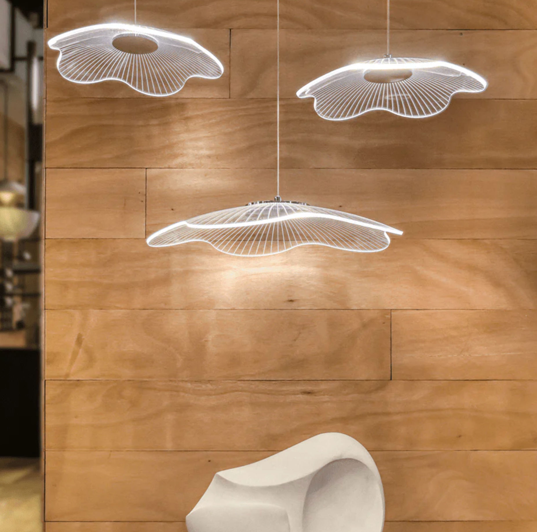 AMEBA CLEAR PERSPEX LED PENDANT | 2 SIZES